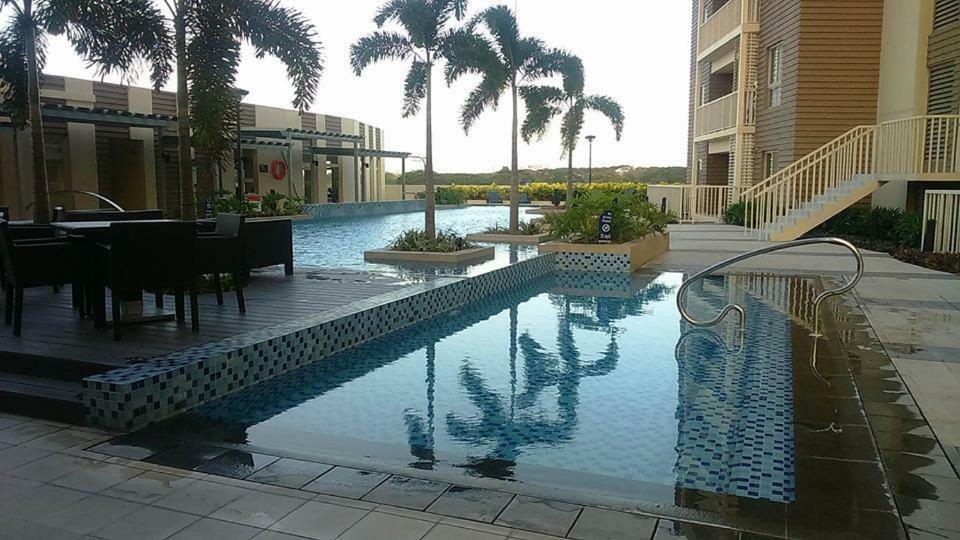 Marquee Residences อังเฮเลส ภายนอก รูปภาพ