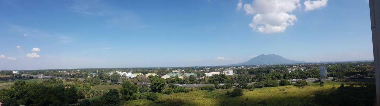 Marquee Residences อังเฮเลส ภายนอก รูปภาพ