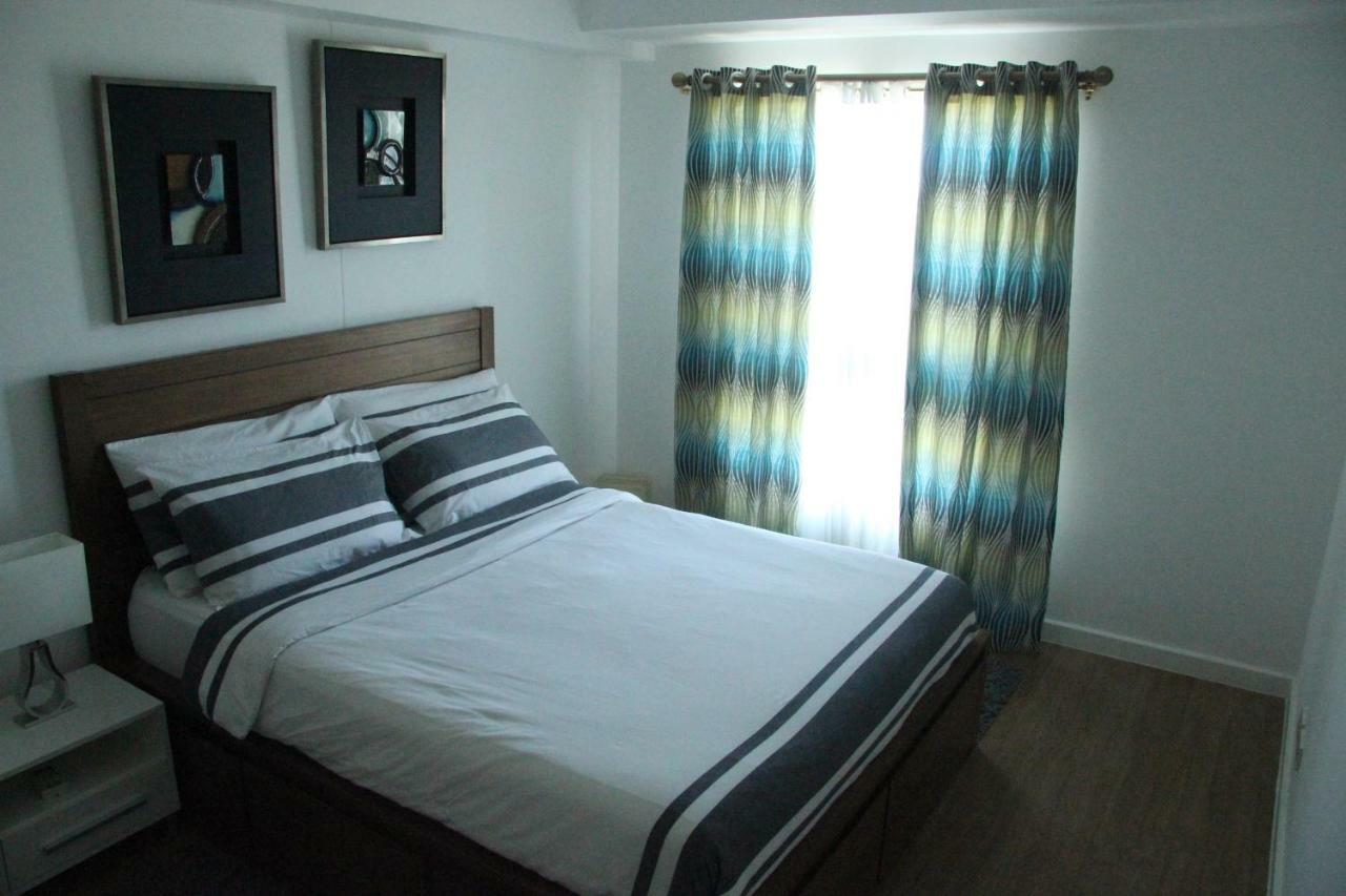 Marquee Residences อังเฮเลส ภายนอก รูปภาพ
