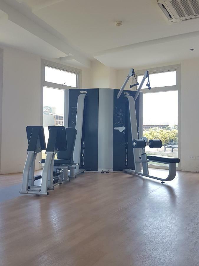 Marquee Residences อังเฮเลส ภายนอก รูปภาพ